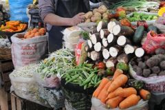 2011-09-02-Peru-0142-Lima-Market